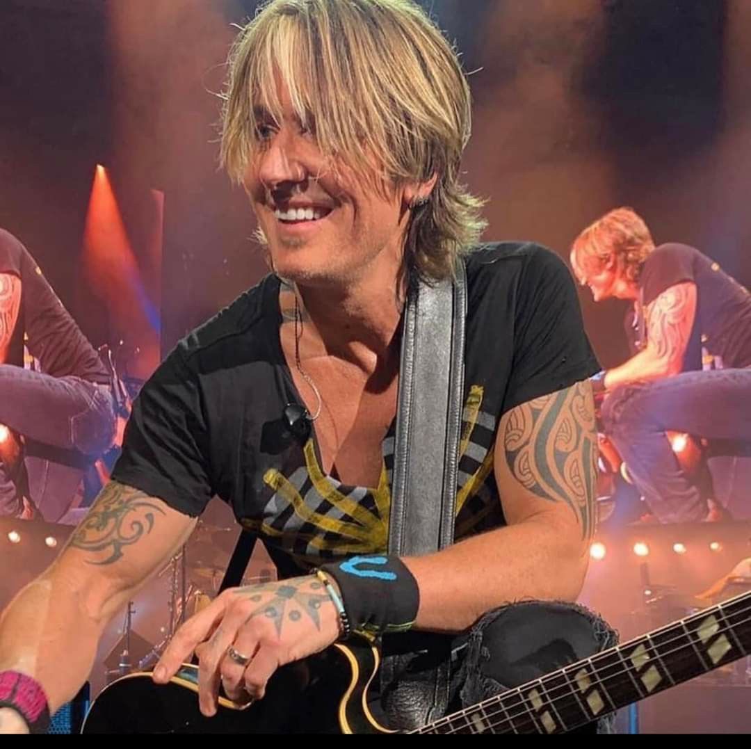 KEITH URBAN